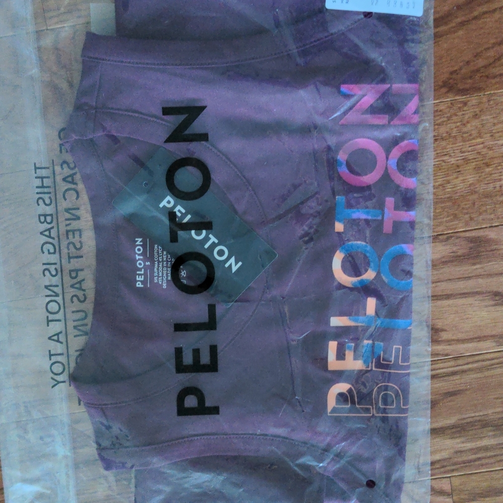 NWT Peloton Racer Tank - Picture 6 of 6